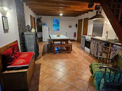 Cuisine ou kitchenette dans l'établissement La Ferme - Maison avec terrasse