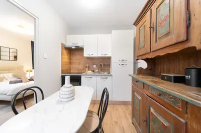 Cuisine ou kitchenette dans l'établissement La Tigresse Colmar Centre