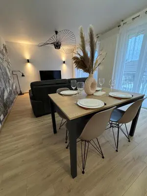 Télévision ou salle de divertissement dans l'établissement Maison des chênes
