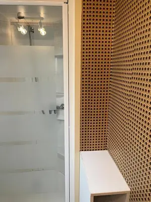 Salle de bains dans l'établissement Mobile home