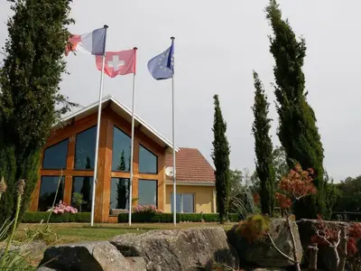 Jardin de l'établissement Charmante chambre pour 2 avec sauna et vélos à Vyans-le-Val - FR-1-583-277