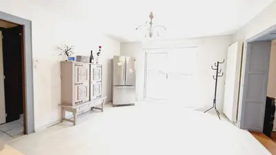 Cuisine ou kitchenette dans l'établissement Gitedaval Maison famille et spa