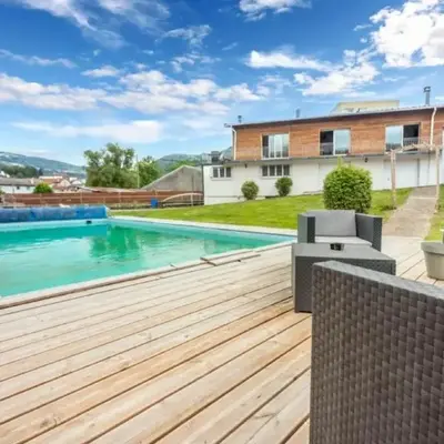 Gitedaval Maison famille et spa