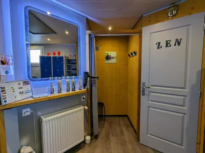 Plan de l'établissement Cabane perchée avec terrasse, sauna et BBQ à Ferdrupt - FR-1-589-770
