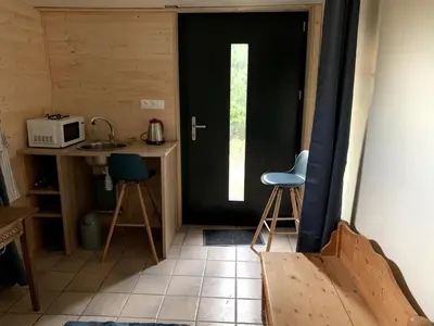 Cuisine ou kitchenette dans l'établissement Espace privé dans un parc arboré