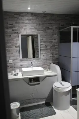 Salle de bains dans l'établissement L'Etablourotte, ancienne étable