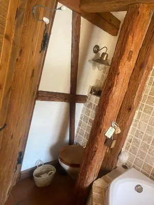 Salle de bains dans l'établissement La maison aux quatres lavandes