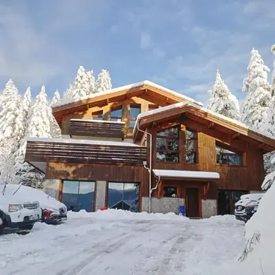 Chalet luxueux avec piscine intérieure