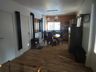Plan de l'établissement Chalet insolite en Forêt