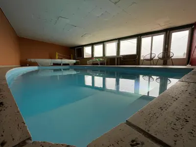 Piscine de l'établissement Aux balcons des xettes ou située à proximité