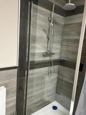 Salle de bains dans l'établissement T2 Chaleureux logement a Thann