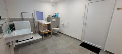 Salle de bains dans l'établissement Chez Marcel