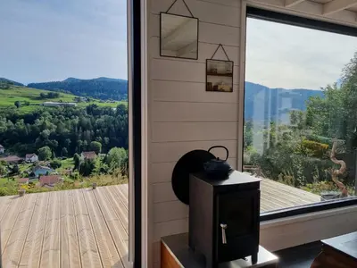 Vue générale sur la montagne ou vue sur la montagne depuis le chalet