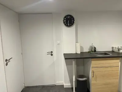 Cuisine ou kitchenette dans l'établissement Les chambre de Marie studio Rez de chaussé