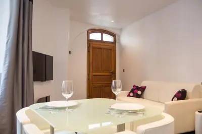 Télévision ou salle de divertissement dans l'établissement MY SWEET HOMES - Appartements avec SPA