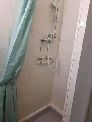 Salle de bains dans l'établissement Le calme à 2 pas du centre - F2 - 4 couchages