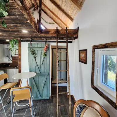 Coin salon dans l'établissement Chalet de la Comté