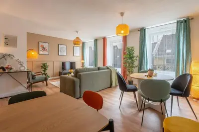 Coin salon dans l'établissement Centre Parking gratuit Bars restaurants