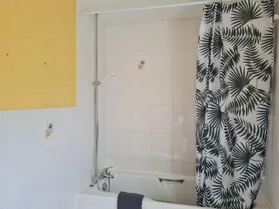 Salle de bains dans l'établissement Joli appartement 4 personnes à la campagne