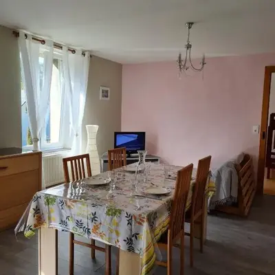 Joli appartement 4 personnes à la campagne