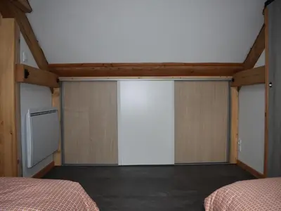 Un ou plusieurs lits dans un hébergement de l'établissement Appartement spacieux à Le Tholy, 6 pers, Vosges - FR-1-589-784