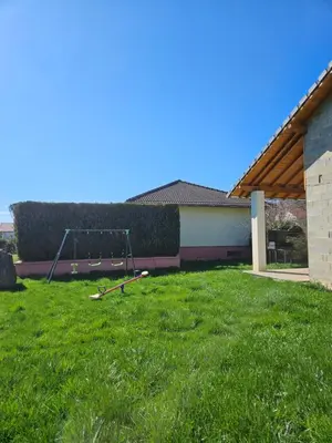 Jardin de l'établissement Le gîte des Vosges 1