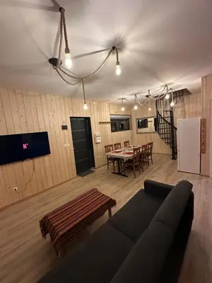 Cuisine ou kitchenette dans l'établissement Ancienne école avec Jacuzzi privé