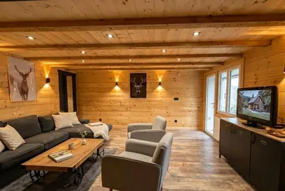 Coin salon dans l'établissement La Clochette d'Hiver Familial et espace Détente
