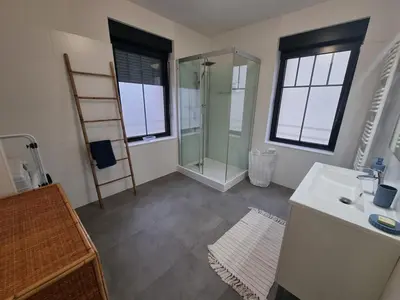 Salle de bains dans l'établissement Chez Steph et Guillaume
