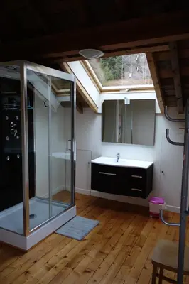 Salle de bains dans l'établissement Le Gite