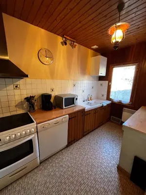 Cuisine ou kitchenette dans l'établissement Chalet avec superbe vue dégagée - 10 min de Gérardmer
