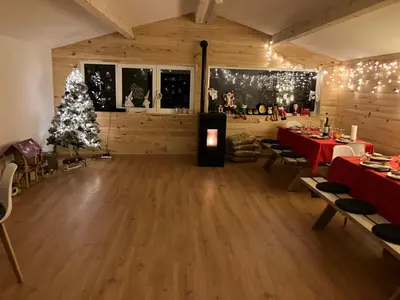 Restaurant ou autre lieu de restauration dans l'établissement Gîte La Belle Vue, Maison de campagne avec vue magnifique