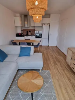 Cuisine ou kitchenette dans l'établissement Les toits de Colmar - Parking