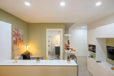 Cuisine ou kitchenette dans l'établissement Le Jules