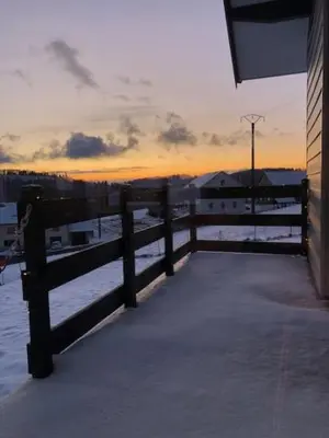 Lever ou coucher de soleil vu de le chalet ou à proximité