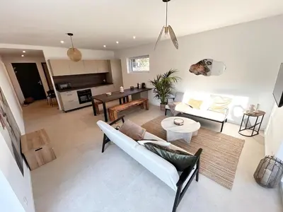 Cuisine ou kitchenette dans l'établissement La Villa Les Berges de l 'Ill