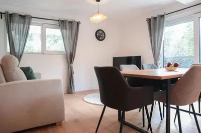 Coin salon dans l'établissement Duplex Harmonie proche frontière