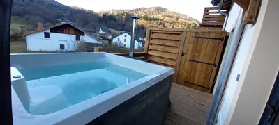 Vue générale sur la montagne ou vue sur la montagne depuis l'appartement