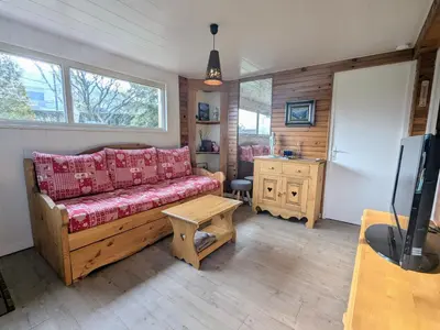 Coin salon dans l'établissement Chalet cosy dans les Vosges, cadre paisible, 4 pers. - FR-1-589-792
