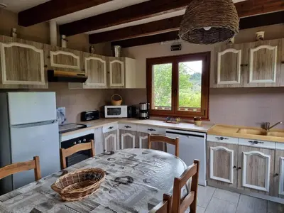 Cuisine ou kitchenette dans l'établissement Refuge des cimes