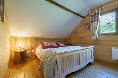 Un ou plusieurs lits dans un hébergement de l'établissement Les Genévriers - Vue montagne
