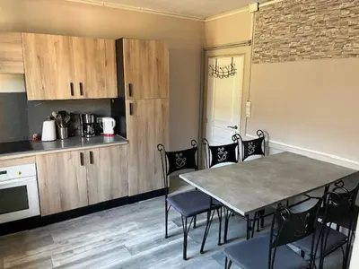 Cuisine ou kitchenette dans l'établissement gite du Breuchin trois