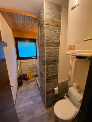 Salle de bains dans l'établissement Studio cosy à La Bresse, 18 m² avec équipements