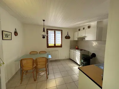 Cuisine ou kitchenette dans l'établissement La Chouette