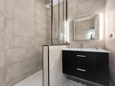 Salle de bains dans l'établissement Saint-Louis - Cozy Apartment Close to Switzerland & Train Station