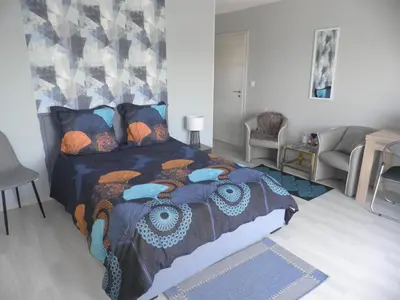 Un ou plusieurs lits dans un hébergement de l'établissement Grande chambre à louer