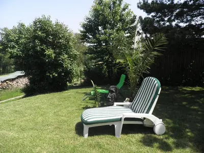 Jardin de l'établissement Grande chambre à louer