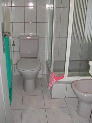 Salle de bains dans l'établissement Studio CHAMPETRE F1