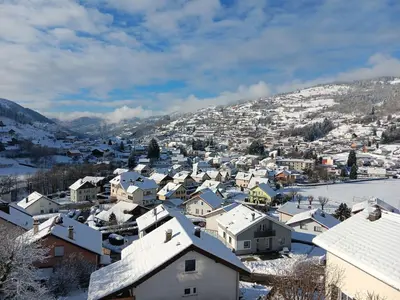 Vue générale sur la montagne ou vue sur la montagne depuis l'appartement