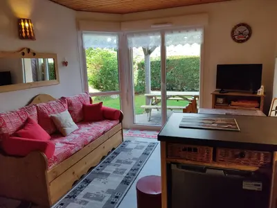 Télévision ou salle de divertissement dans l'établissement Chez GéGé